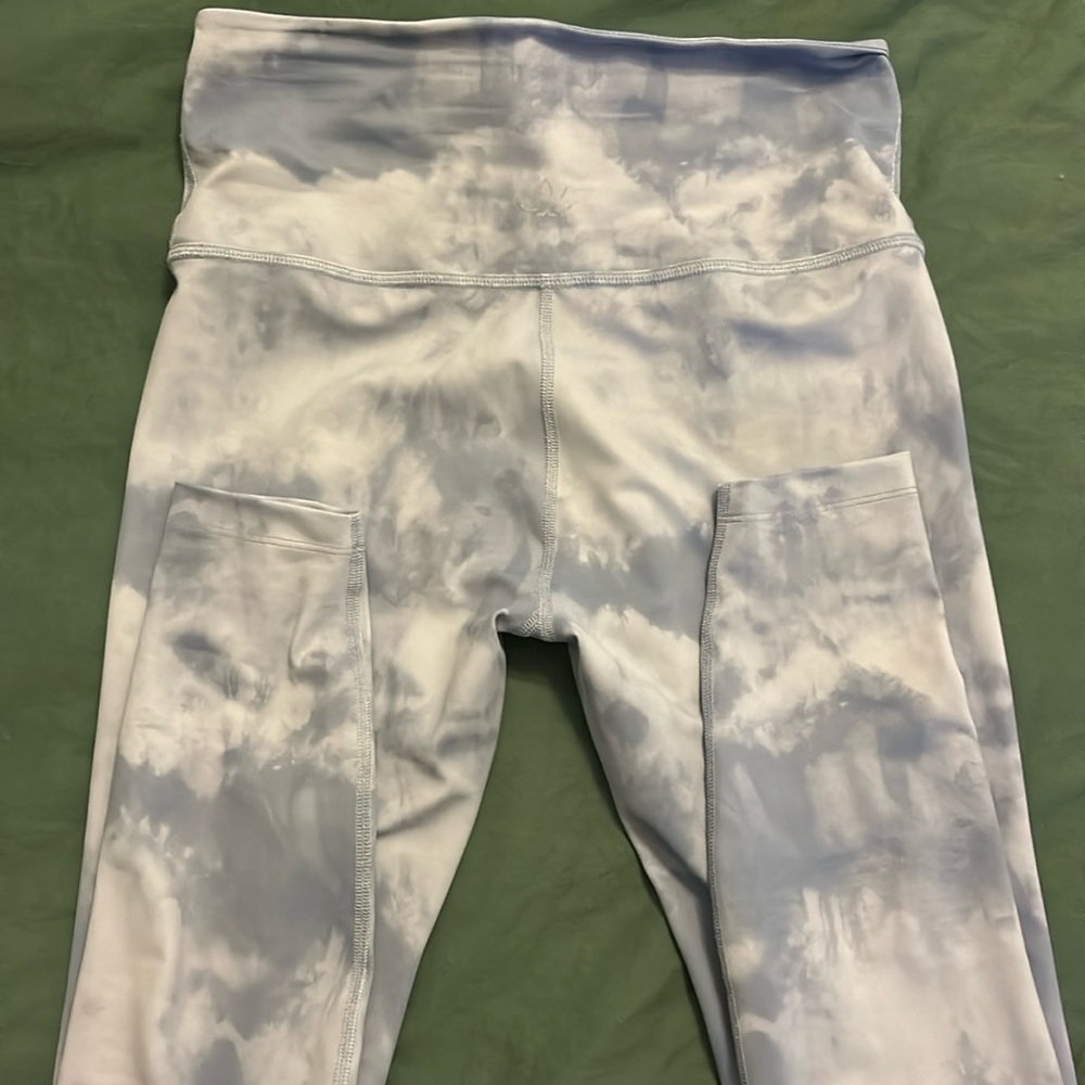 Beyond yoga leggings